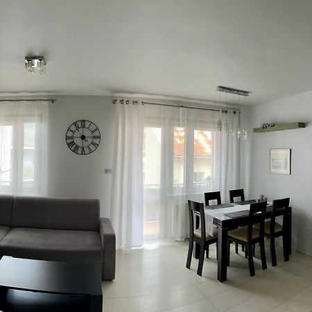 Przystanek Sanok Apartament W Scislym Centrum Buitenkant foto