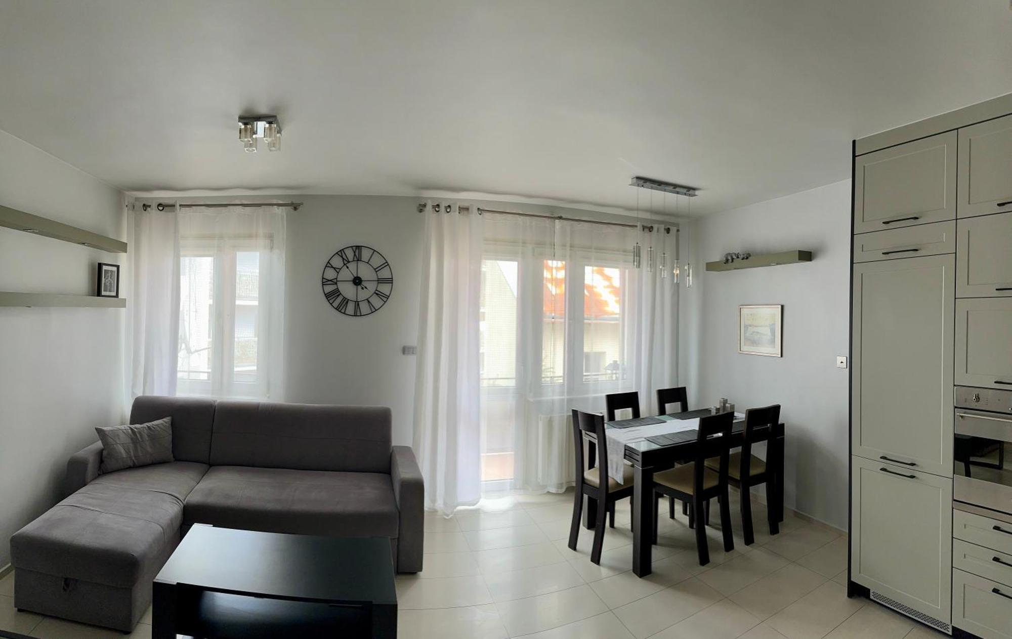 Przystanek Sanok Apartament W Scislym Centrum Buitenkant foto