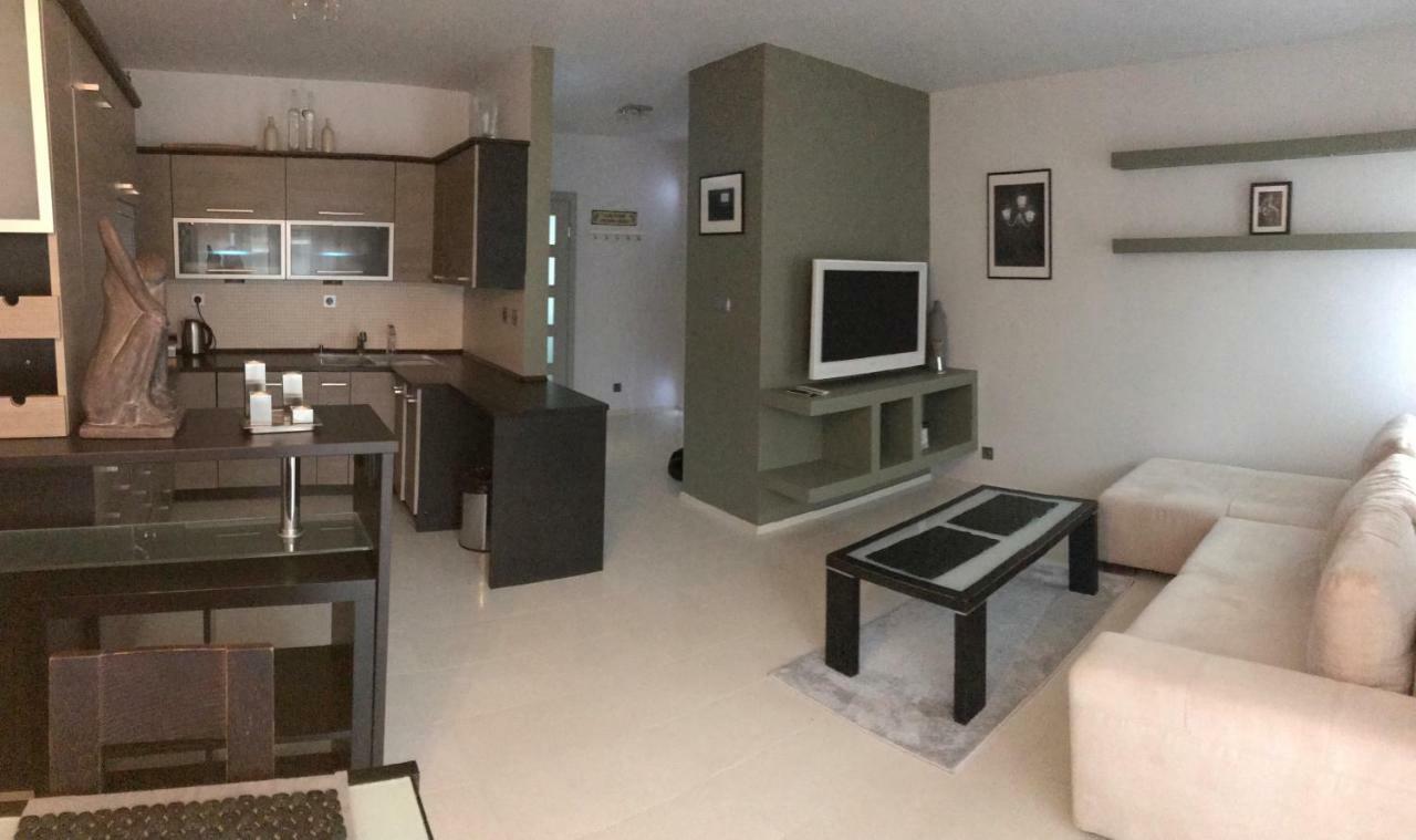 Przystanek Sanok Apartament W Scislym Centrum Buitenkant foto