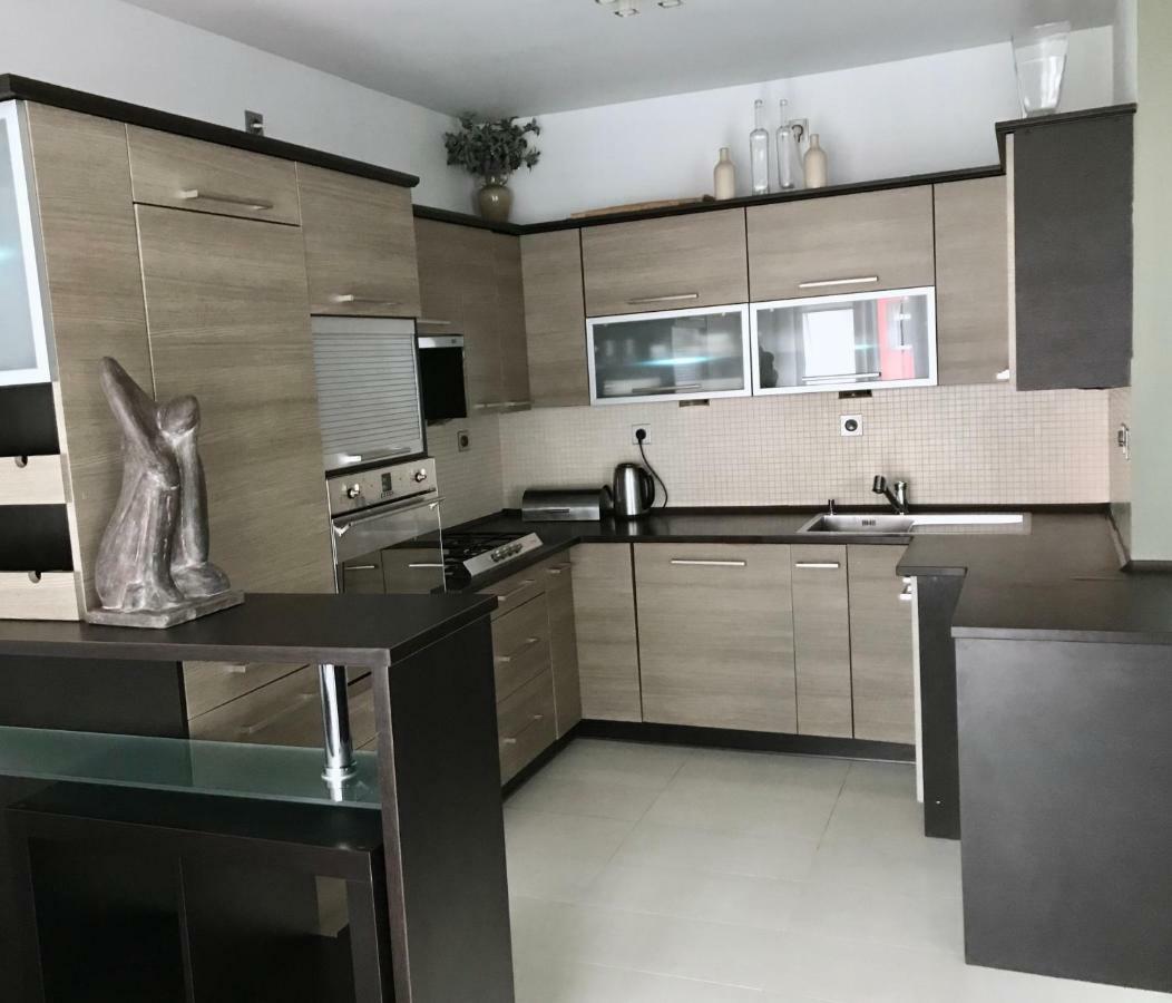 Przystanek Sanok Apartament W Scislym Centrum Buitenkant foto